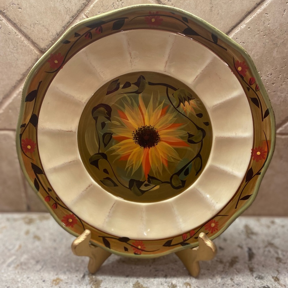Decorative Plate with Sunflower 11.5 inches in Diameter